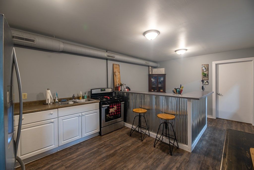 515 W Fulton St, Edgerton, WI 53534
